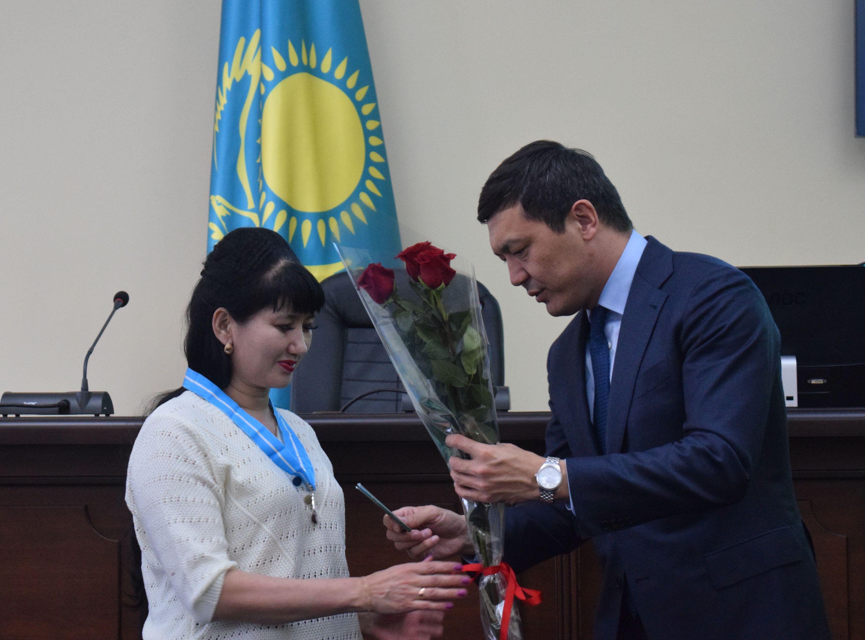 АНАЛАР БАР АРДАҚТЫ