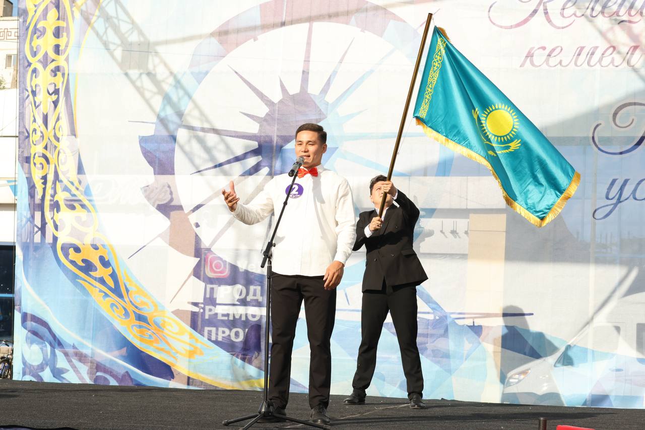 ЖІГІТКЕ ЖЕТІ ӨНЕР ДЕ ЖАРАСАДЫ