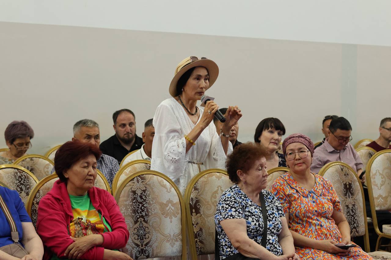 ЖАНАШЫРЛЫҚ КӨЗҚАРАС ЖЕТІСПЕЙ ТҰР